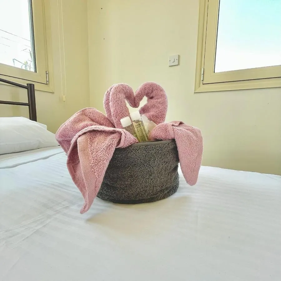 Lydia'S Villa Protaras