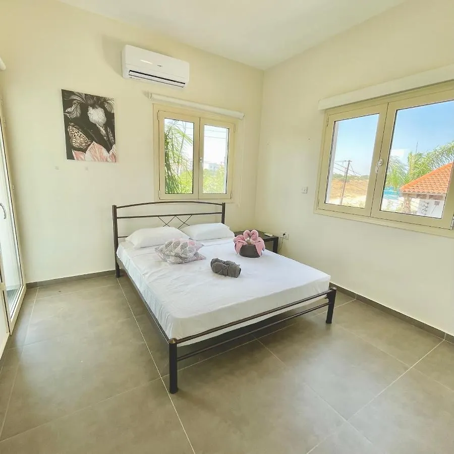 Lydia'S Villa Protaras 0*,