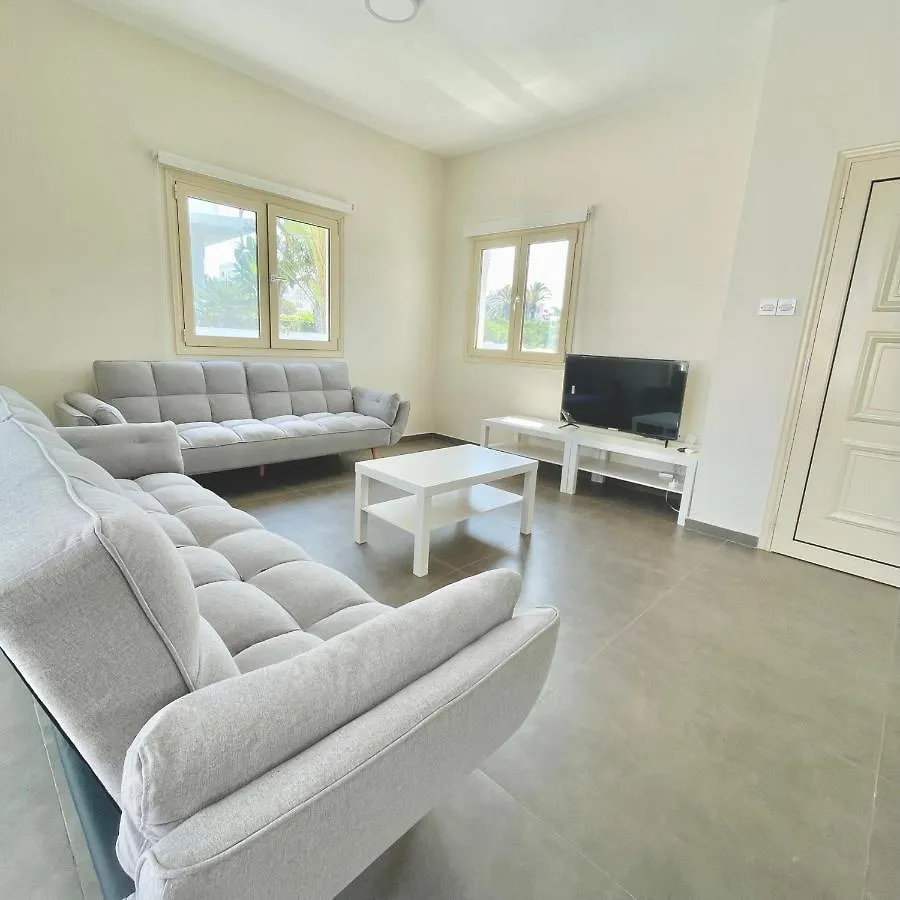 Lydia'S Villa Protaras